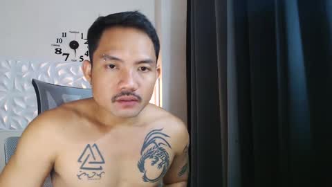 Snapshot of thefriskyasian chatting on 12.18.24 Jaycee online show from 12.18.24