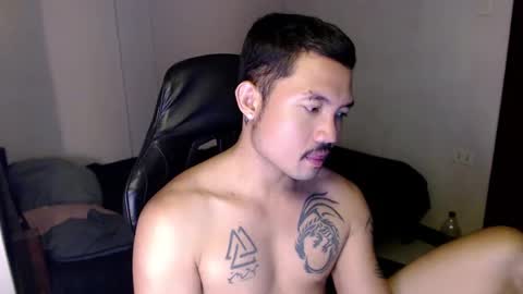 Snapshot of thefriskyasian chatting on 12.27.24 Jaycee online show from 12.27.24