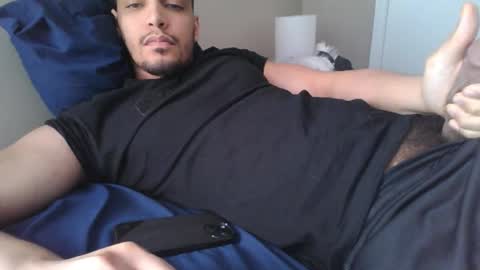 Snapshot of thegodbill4000 chatting on 11.17.25 Thegodbill4000 online show from 11.17.25