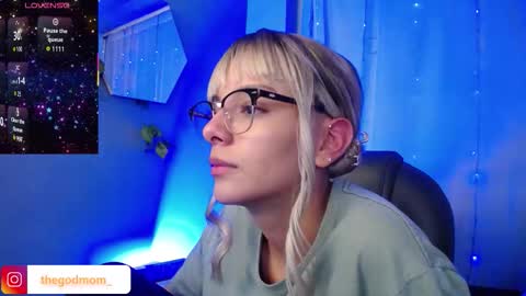 Snapshot of thegodmother_gh chatting on 11.08.25 Peyton online show from 11.08.25