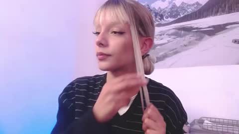 Snapshot of thegodmother_gh chatting on 12.23.25 Peyton online show from 12.23.25