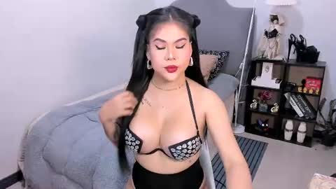 thegreatlaura online show from 07.27.26