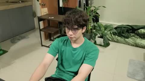 Snapshot of thegreenmagus chatting on 02.21.26 Green online show from 02.21.26