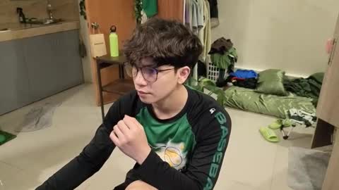 Snapshot of thegreenmagus chatting on 03.05.26 Green online show from 03.05.26