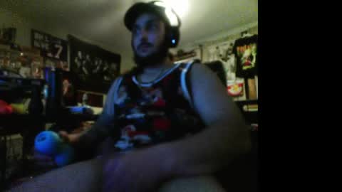 Snapshot of thehammer21992 chatting on 06.04.26 dontbeshybby online show from 06.04.26