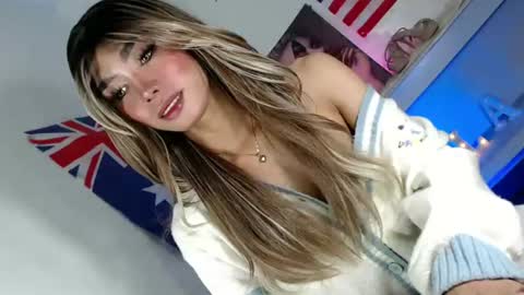 Snapshot of thehornygirl_laisa chatting on 06.26.26 laisa online show from 06.26.26
