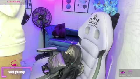 Theia  online show from 09.29.25