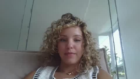 Lily Marie online show from 09.18.25