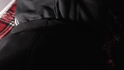 Snapshot of thejerk1974 chatting on 01.04.25 Liam online show from 01.04.25