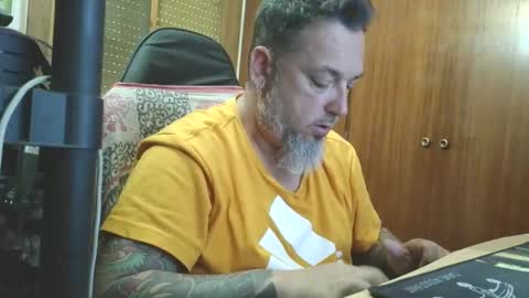 Snapshot of thekier chatting on 02.27.26 thekier online show from 02.27.26