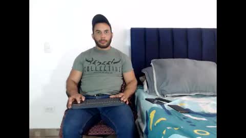 Snapshot of theking_david25 chatting on 06.08.26 Ronny online show from 06.08.26
