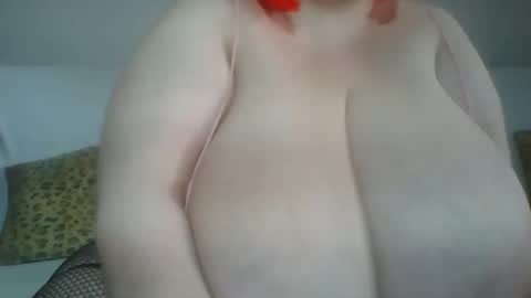 Snapshot of thekinkyangel chatting on 12.26.24 Kinky Angel online show from 12.26.24