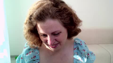 Ella online show from 03.11.25