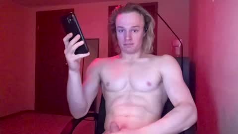 Snapshot of thelevimeyers chatting on 03.11.25 thelevimeyers online show from 03.11.25