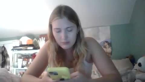 Little Bambii online show from 11.10.25