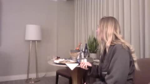 Little Bambii online show from 02.01.26