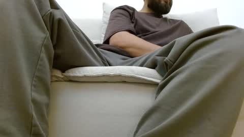 TheMonarchGoat online show from 12.19.25