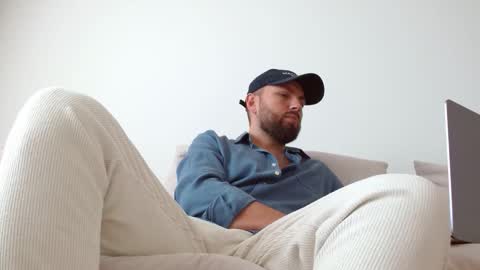 TheMonarchGoat online show from 04.05.26