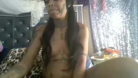 Snapshot of themoodywitch chatting on 01.21.25 the moody witch online show from 01.21.25