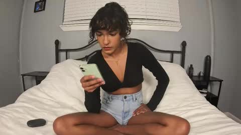 naturallovers online show from 10.10.25