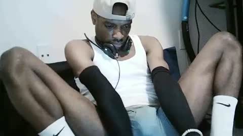 Snapshot of theoceanprodigy1 chatting on 07.12.26 DEZZY online show from 07.12.26