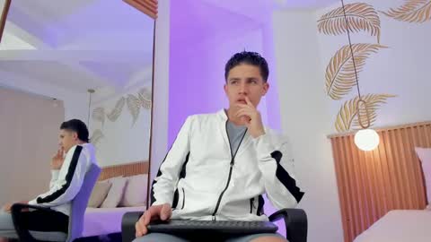  THEO- MATEO  online show from 12.27.24