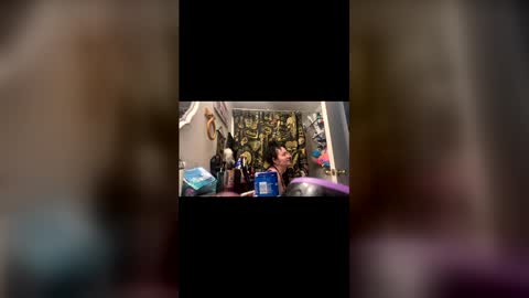 Snapshot of theomnistalchemist chatting on 03.16.26 TheOmnistAlchemist online show from 03.16.26