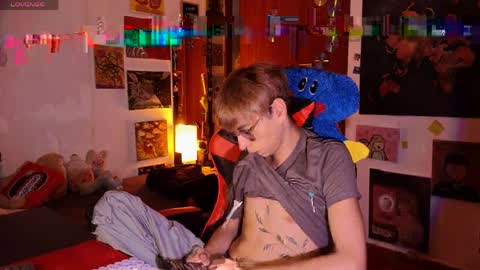 Matt independent model  online show from 04.09.26