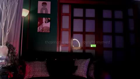 Snapshot of theprincess_rosee chatting on 10.01.25 Rosie  online show from 10.01.25