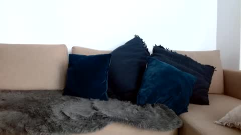 Yoshi online show from 02.18.25