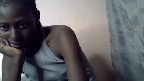 Snapshot of therry_heart chatting on 03.20.26 hearty online show from 03.20.26