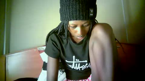 Snapshot of therry_heart chatting on 05.02.26 hearty online show from 05.02.26