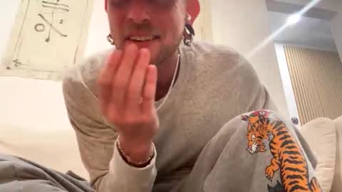 VEGAS online show from 12.02.25