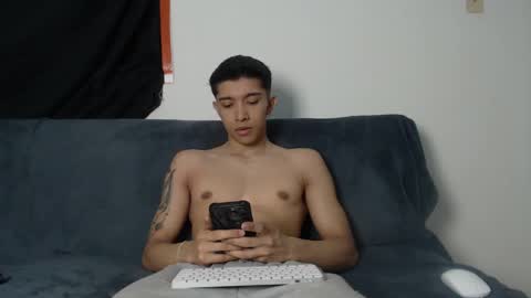 thesaint_xxx online show from 11.05.25