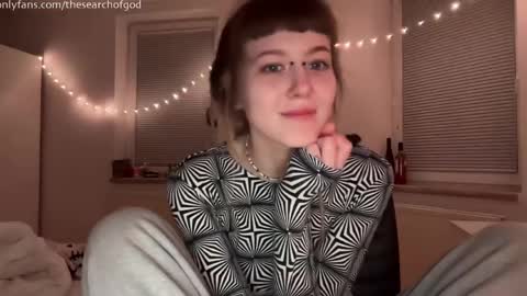 LISA                                            online show from 04.01.26