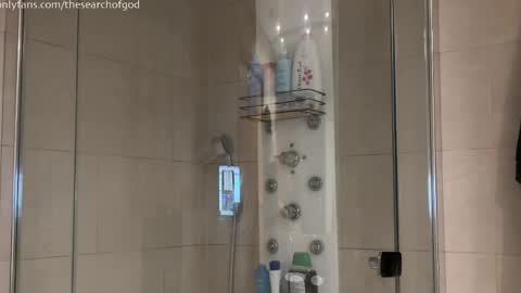 LISA                                            online show from 04.20.26