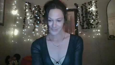 sillymillie0 online show from 10.13.25