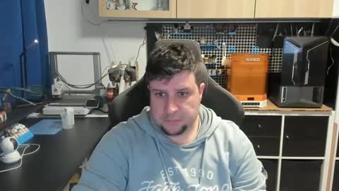 Snapshot of thesir35 chatting on 03.09.25 thesir35 online show from 03.09.25