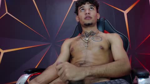 theskinny8inch_ online show from 01.25.25