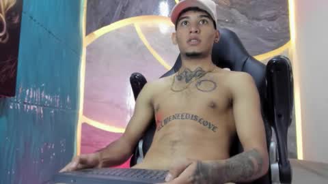 theskinny8inch_ online show from 10.15.25