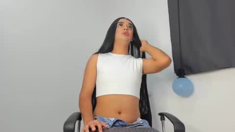 Thesweet khloe online show from 02.02.25