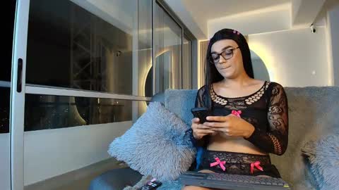 Thesweet khloe online show from 10.28.25