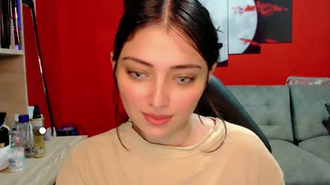 Snapshot of thesweethari chatting on 02.27.25 I dont do real meetings My bio online show from 02.27.25