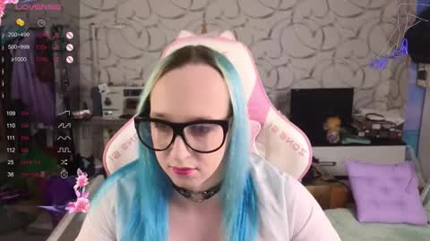 Snapshot of thetrixy chatting on 10.02.25 The Great And Powerful Trixie online show from 10.02.25