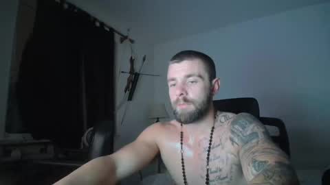 Snapshot of theufcfan_8181 chatting on 11.16.25 troy online show from 11.16.25