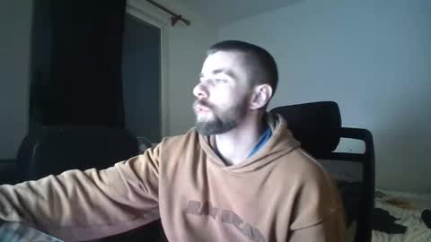 Snapshot of theufcfan_8181 chatting on 12.03.25 troy online show from 12.03.25