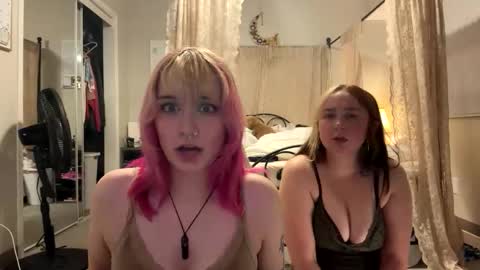 Snapshot of thewildwildwest chatting on 10.30.25 West online show from 10.30.25