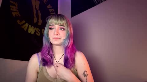 Snapshot of thewildwildwest chatting on 03.13.26 West online show from 03.13.26