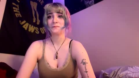 Snapshot of thewildwildwest chatting on 03.16.26 West online show from 03.16.26