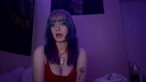 Snapshot of thewildwildwest chatting on 04.12.26 West online show from 04.12.26